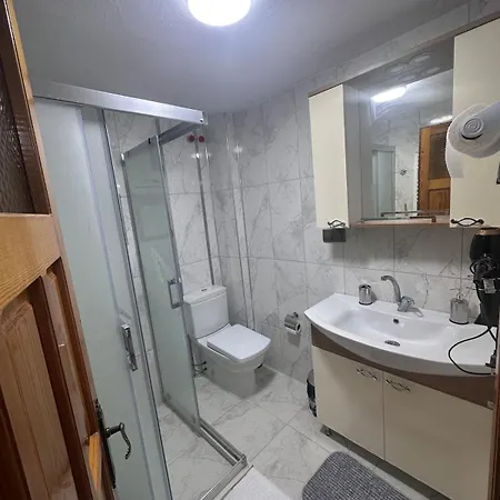 Detached 3 1 House - 10 Minutes To The Sea *